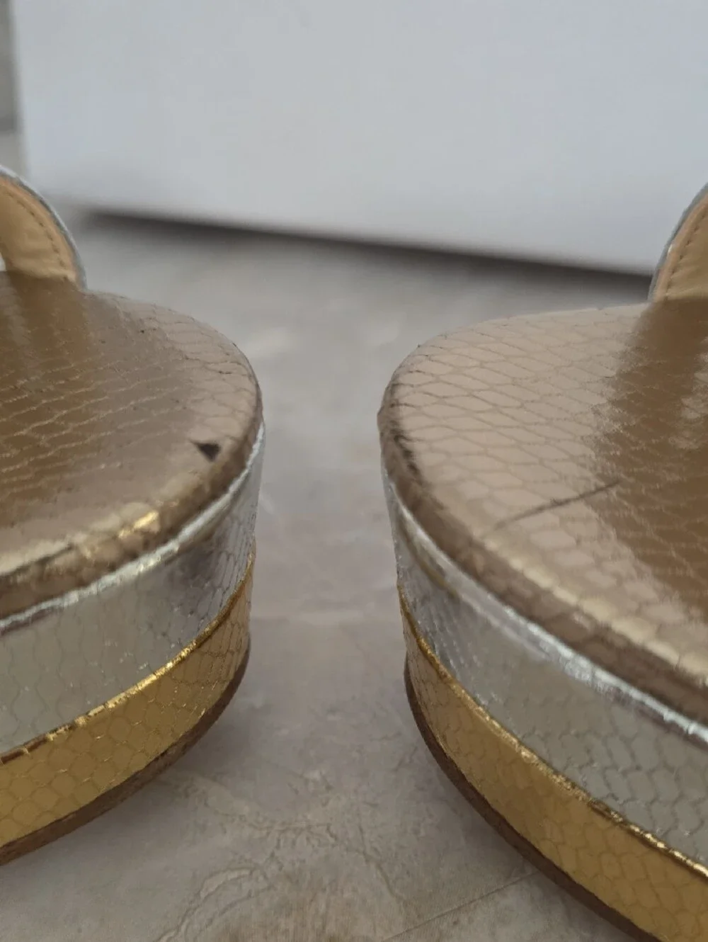 Jessica Simpson Itzari Metallic Gold Silver Double Platform Sandals Size 8.5 NIB